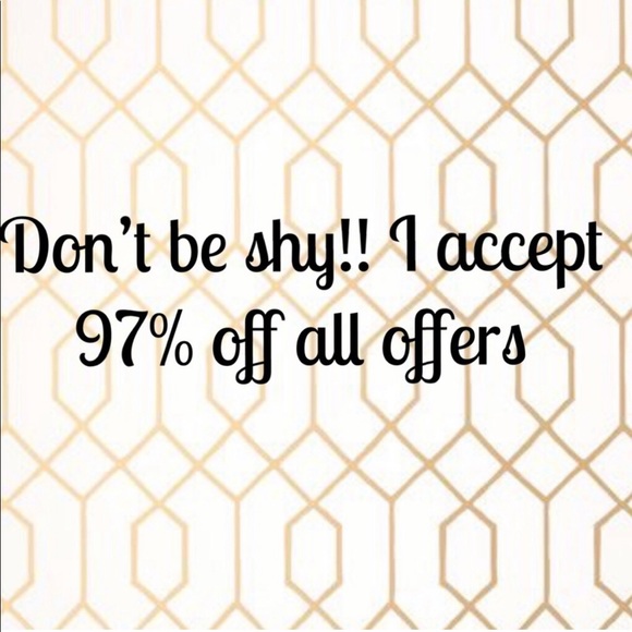 Don’t wait , Make an offer and get it - Picture 1 of 1